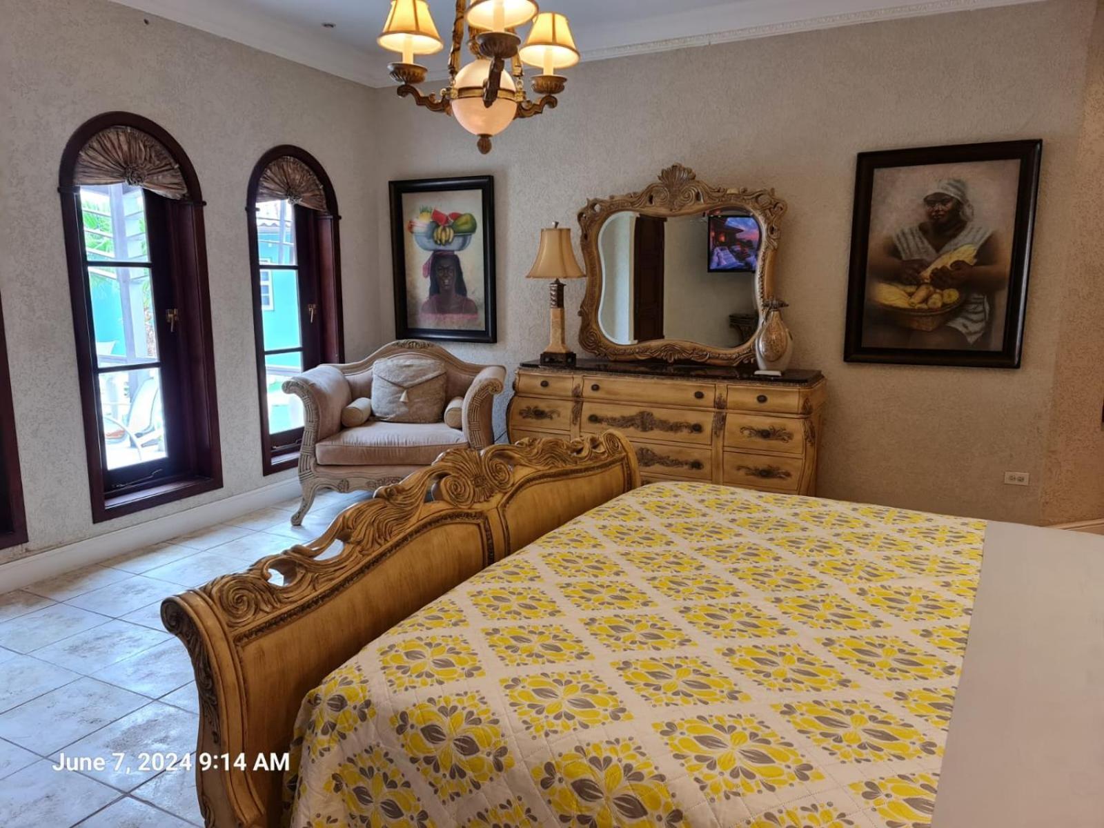 Sandpiper Beach Apartments شاطئ بالم المظهر الخارجي الصورة