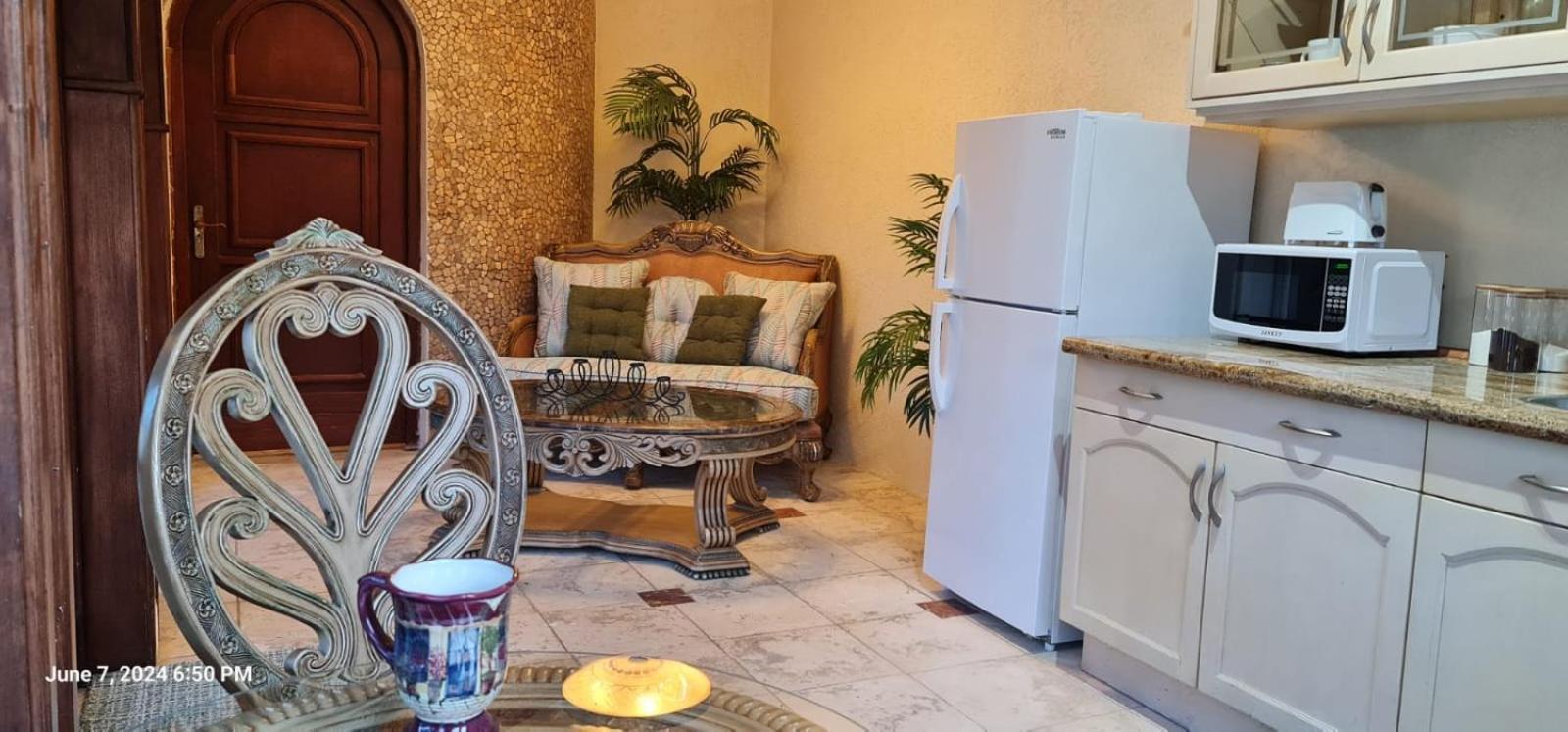Sandpiper Beach Apartments شاطئ بالم المظهر الخارجي الصورة