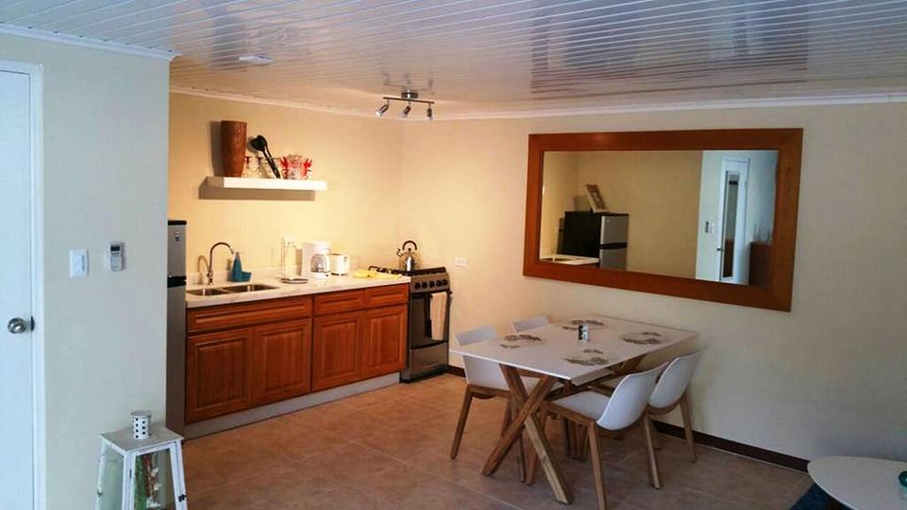 Sandpiper Beach Apartments شاطئ بالم المظهر الخارجي الصورة